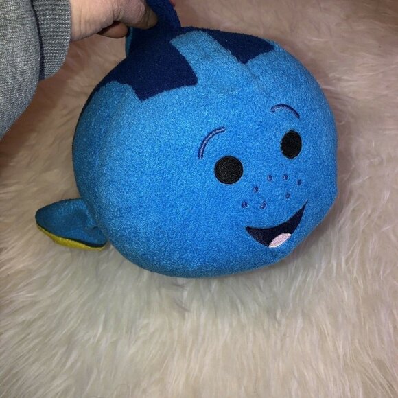 TSUM TSUM Pixar FINDING DORY Disney Store Blue Fluffy Pillow Plush Doll - Picture 1 of 6